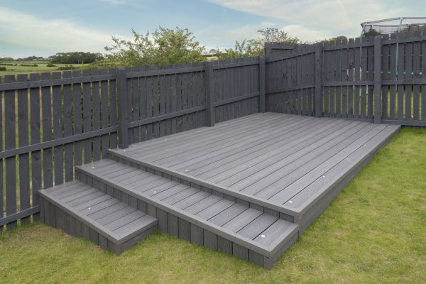 Vinyl Deck Construction in Antioch